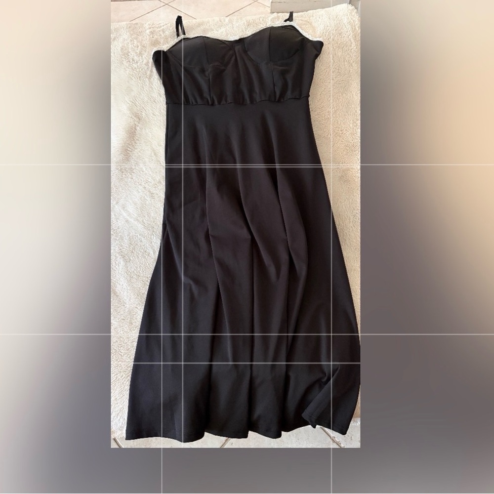 Elegant Black Strapless Dress